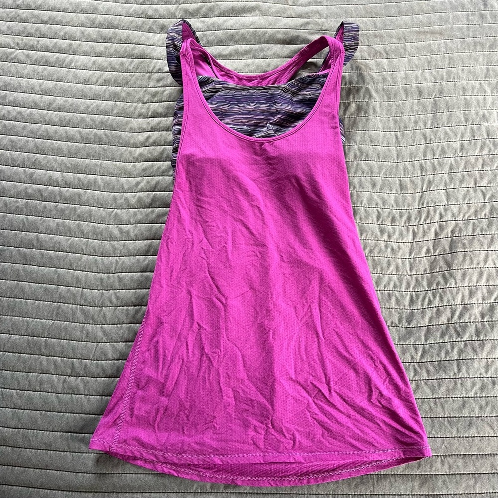 Lululemon tank top built in bra size 2